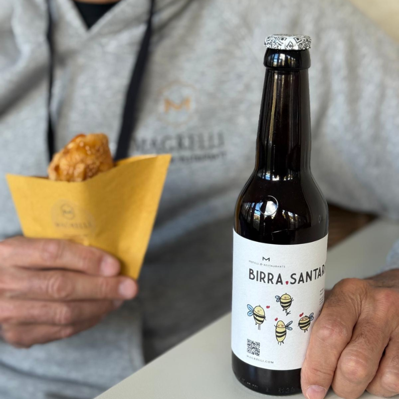 FOTO 800X800 CON M MAGRELLI PER SITO (2) FOTO 800X800 CON M MAGRELLI PER SITO (2)